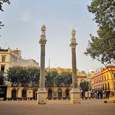 Apartamento En Casco Antiguo - Plaza De La Gavidia Seville Exterior photo