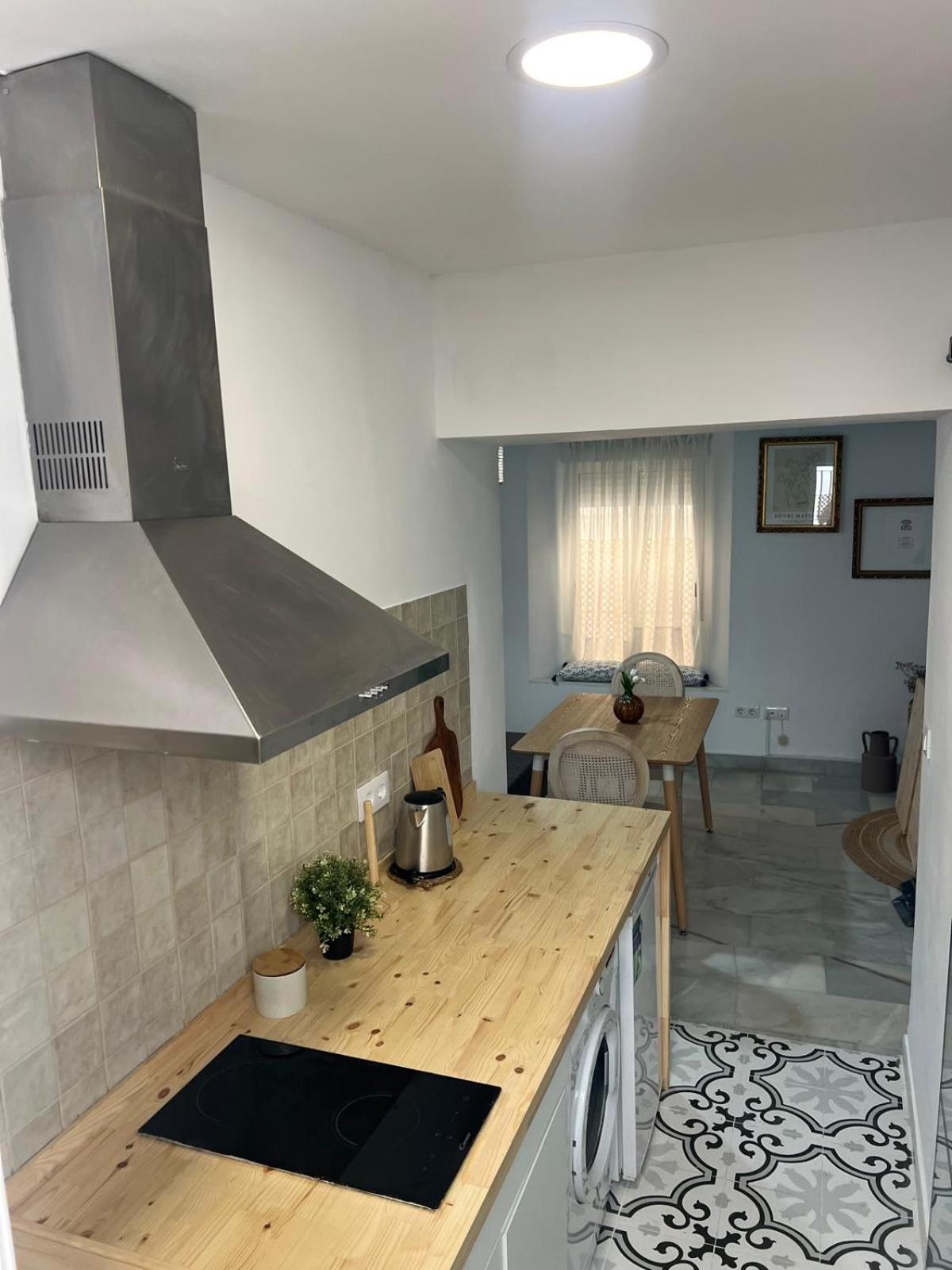 Apartamento En Casco Antiguo - Plaza De La Gavidia Seville Exterior photo